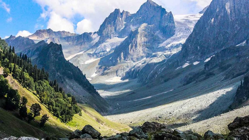 Sonmarg Mountain