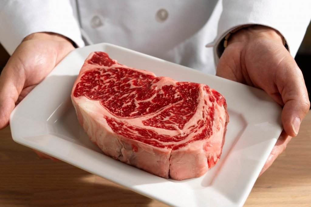 Red meat comes from mammalian muscle such as beef