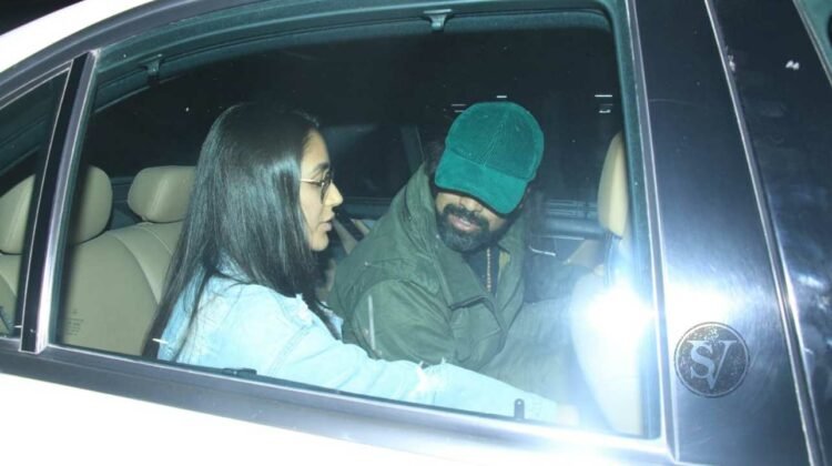 Jubin-with-Nikita-in-car-from-Airport-2