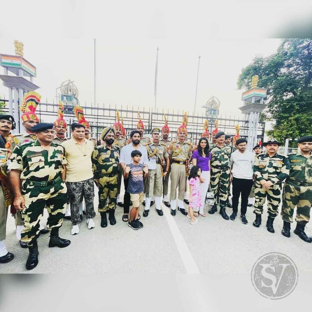 Allu Arjun visits Wagah Border