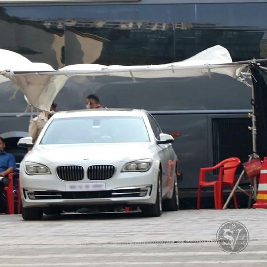 SRK Car Towed